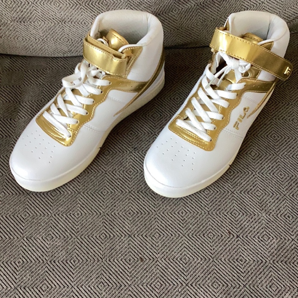 Women’s fila sneakers